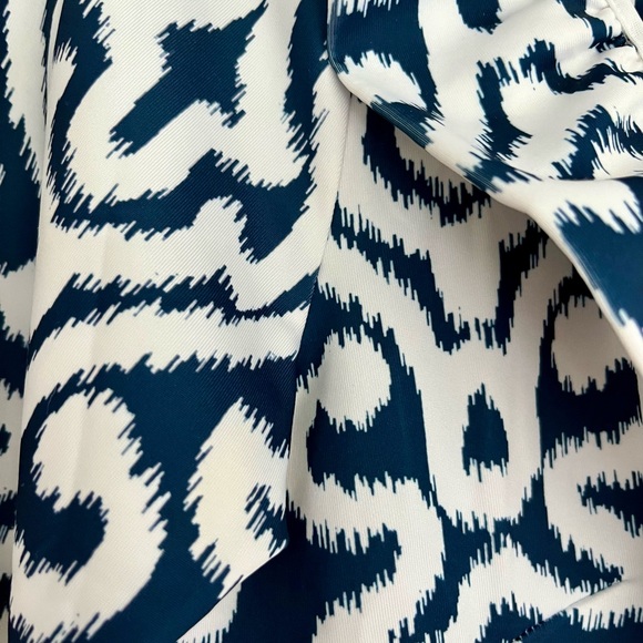 Gretchen Scott Designs Navy and White Sheath Dress 3/4 Sleeve Scoop Neck - Picture 4 of 4